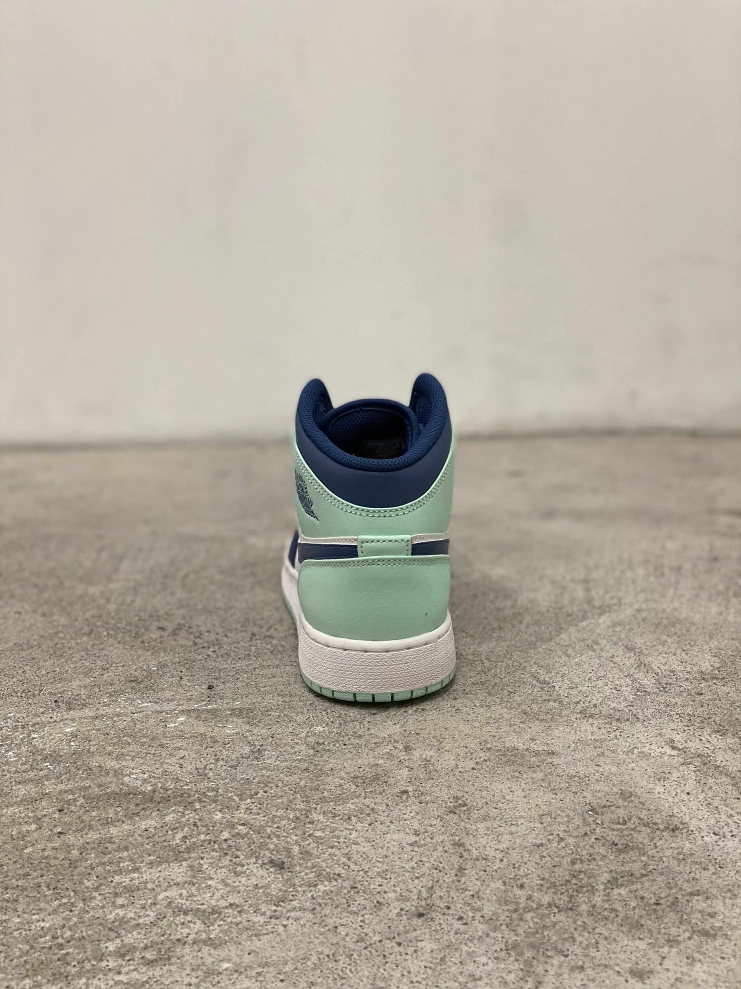 Jordan 1 Mid 'Mystic Navy Mint Foam' (GS)