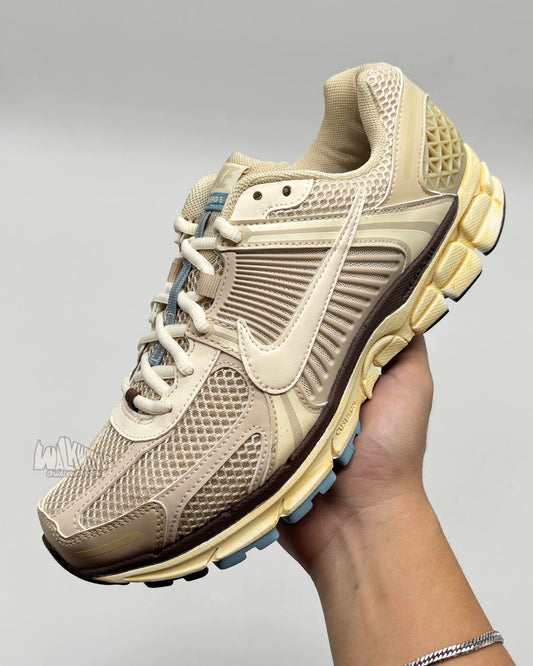 Nike Zoom Vomero 5 'Oatmeal' (WOMEN'S)
