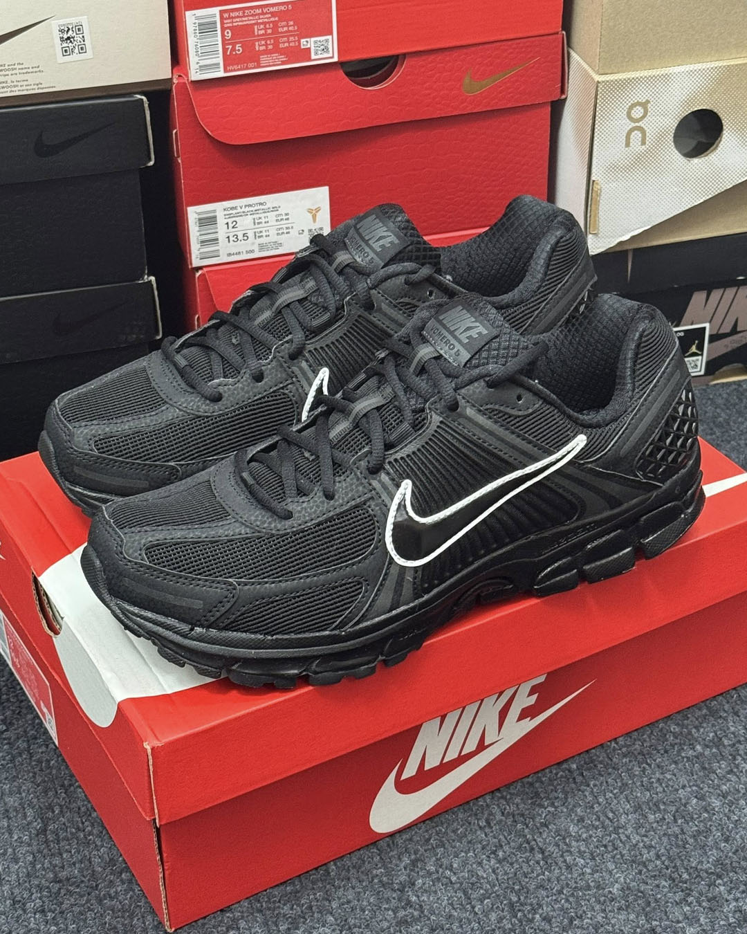 Nike Zoom Vomero 5 ‘Black Summit White’