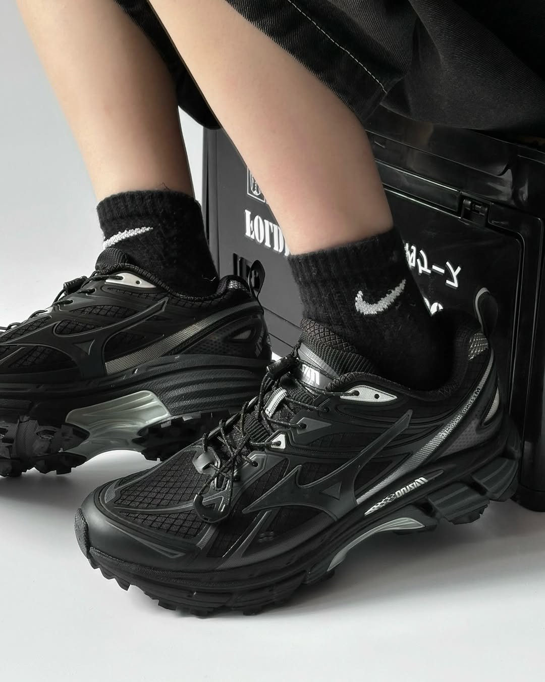 Mizuno Halo MIX TL ‘Black Silver’