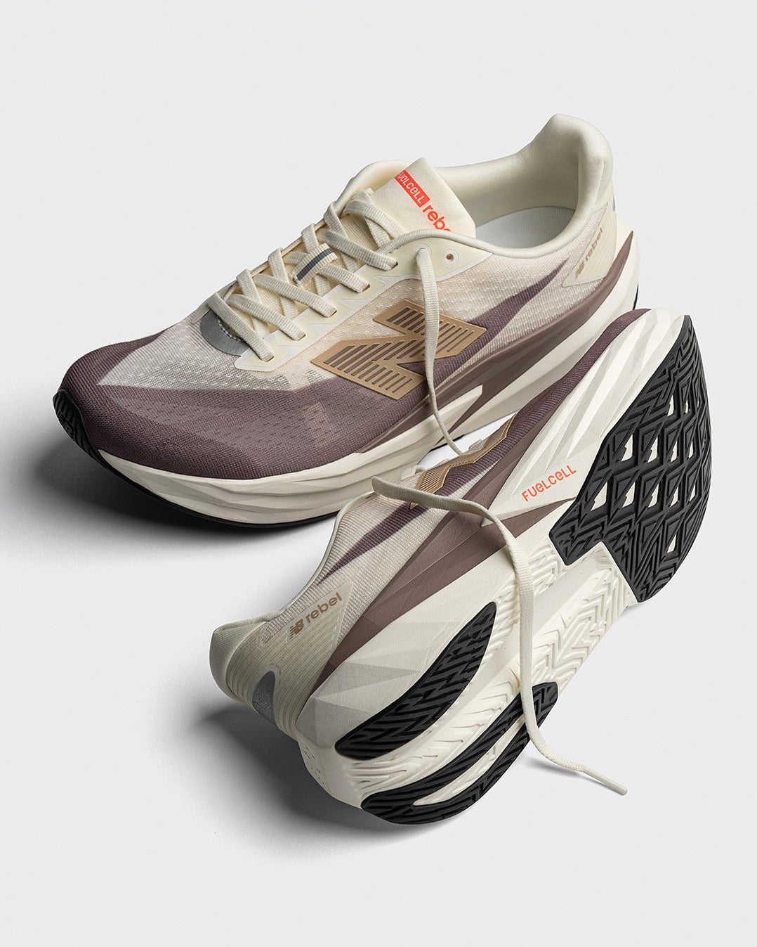New Balance Fuelcell Rebel V5 ‘Angora Earth Shadow’