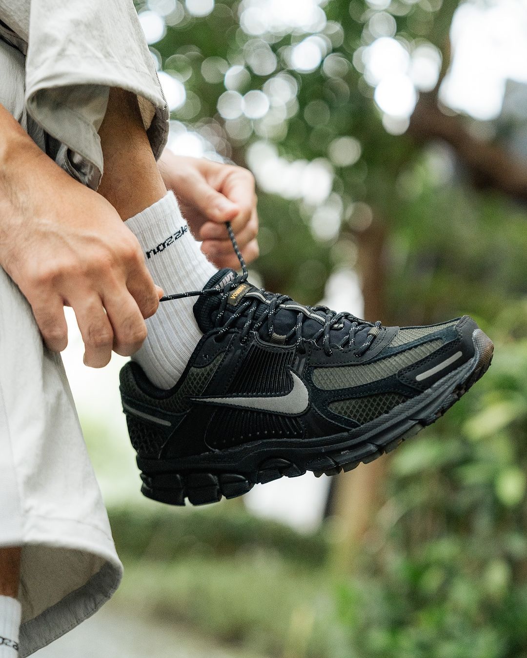 Nike Zoom Vomero 5 'Black Sequoia'