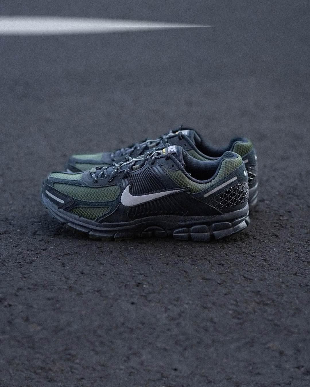 Nike Zoom Vomero 5 'Black Sequoia'